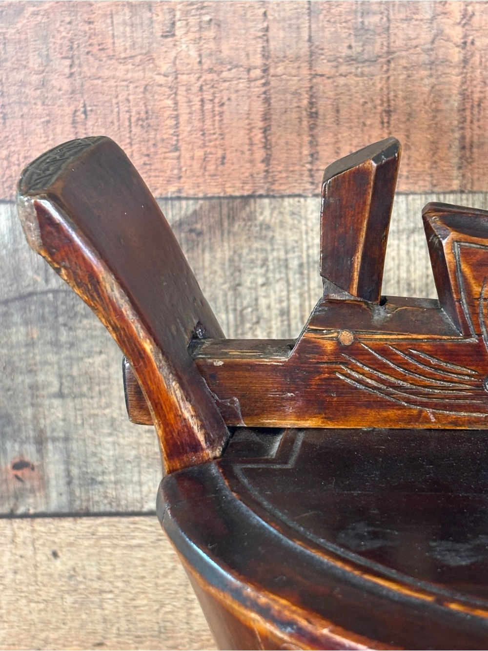 Vintage Chinese Lacquered Rice Bucket With Locking Lid & Handle Home Decor - Picture 6 of 14